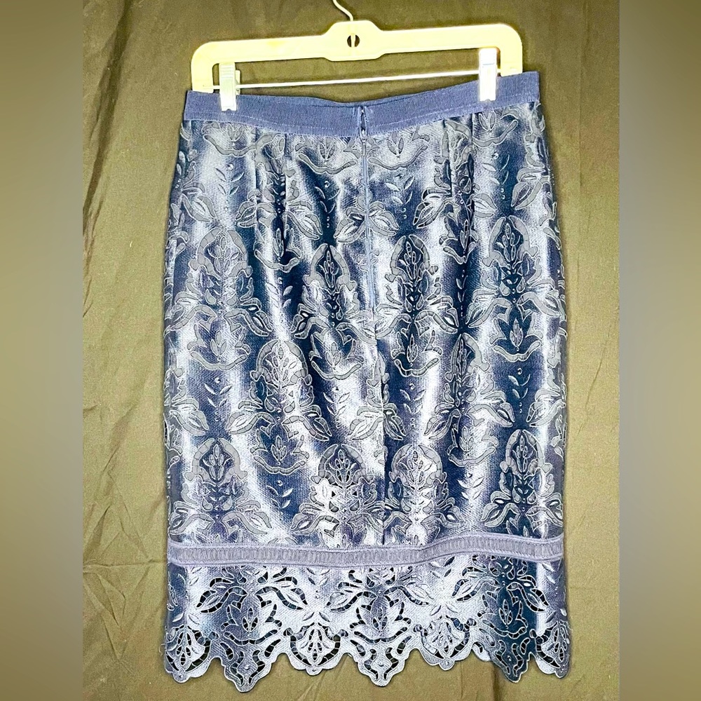 Navy blue Ann Taylor knee-length skirt